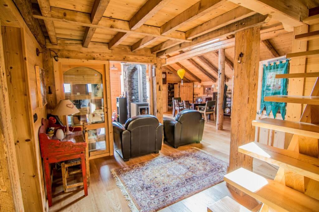 Beautiful, Atypical Loft In The Aravis * Les Clefs
